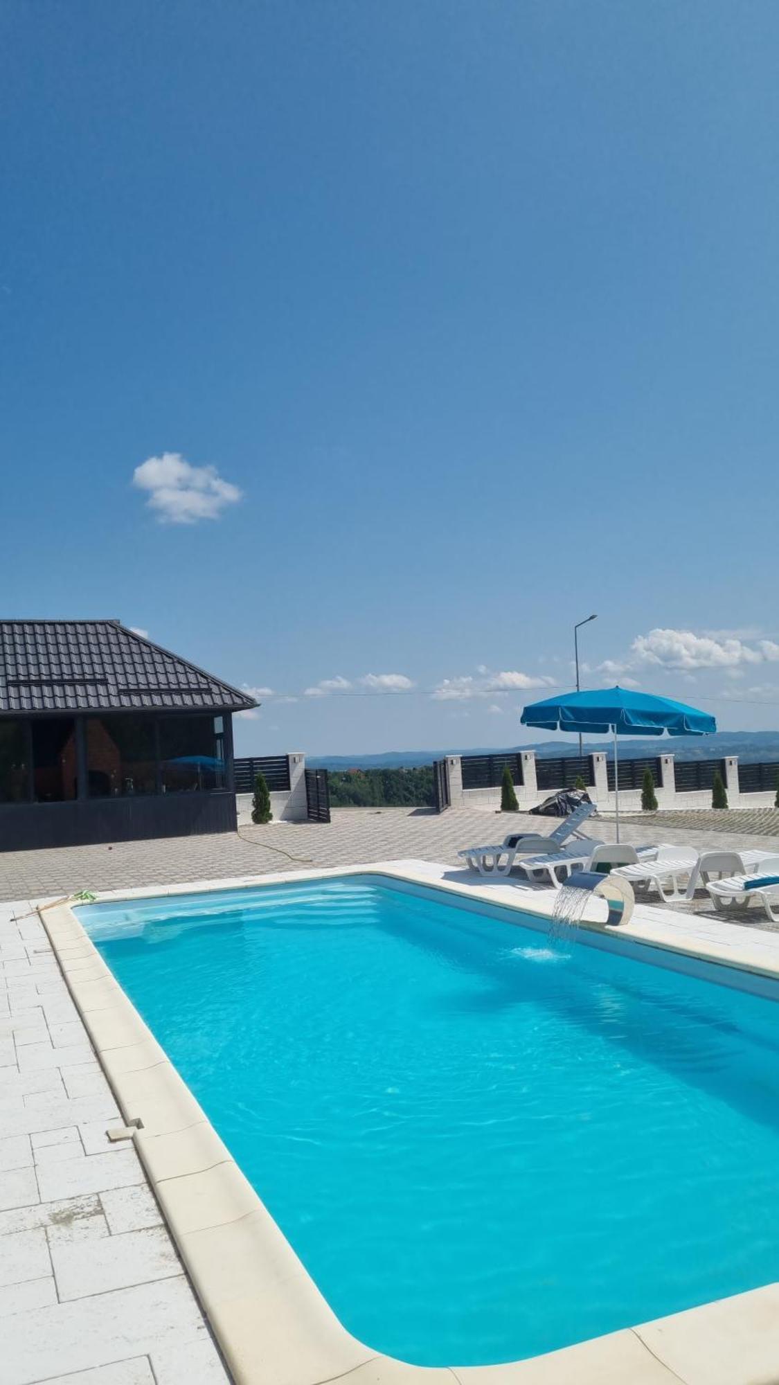Casa De Vacanta Larisa Novaci-Straini Luaran gambar